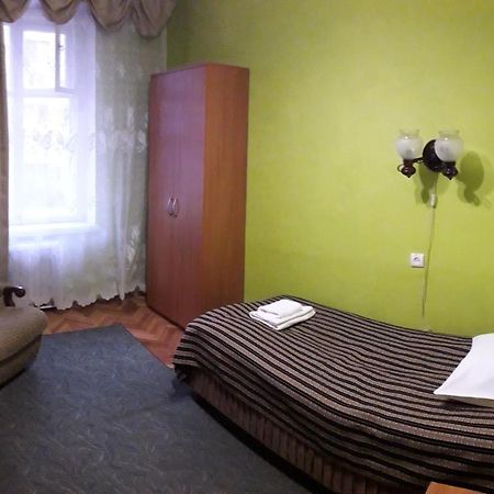 Kolos Hotel Obolon Kijów Zewnętrze zdjęcie
