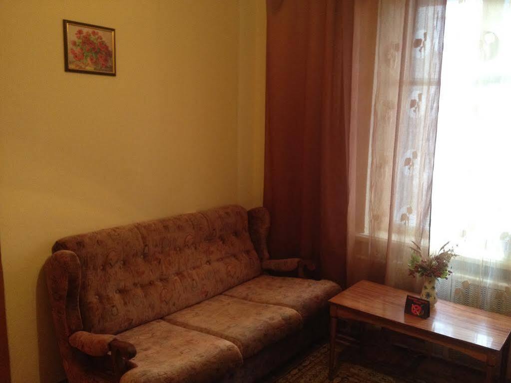 Kolos Hotel Obolon Kijów Zewnętrze zdjęcie