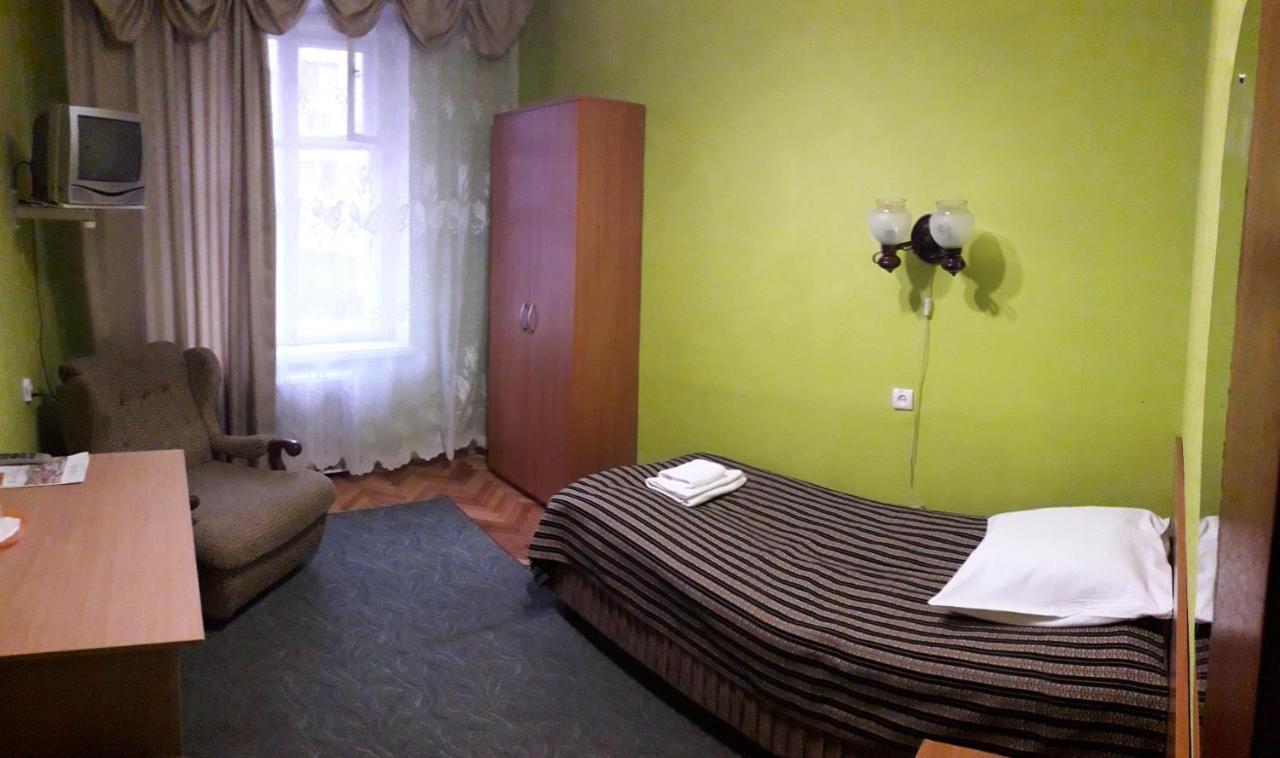 Kolos Hotel Obolon Kijów Zewnętrze zdjęcie
