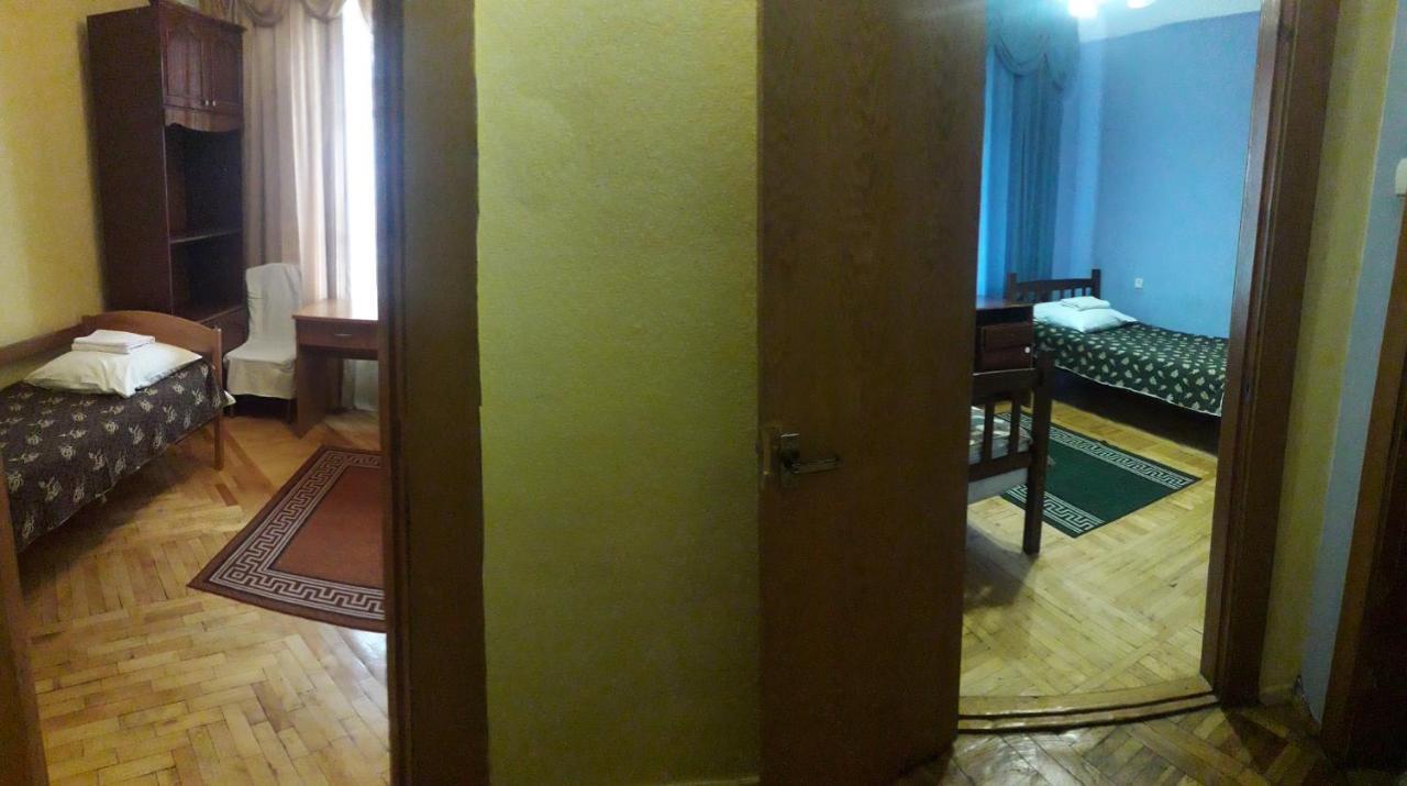 Kolos Hotel Obolon Kijów Zewnętrze zdjęcie